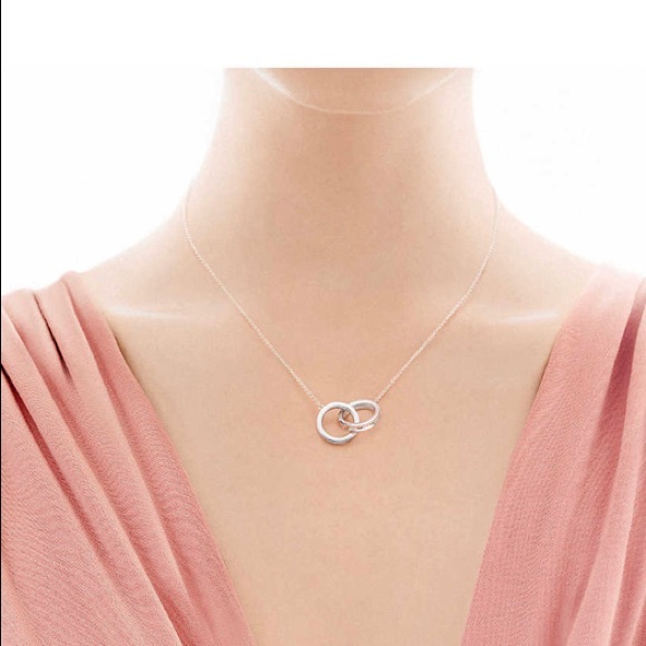 Tiffany & Co. Interlocking Circles Pendant - Picture 3 of 7